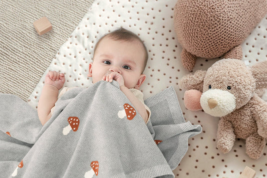 GREY MUSHROOM BABY BLANKT