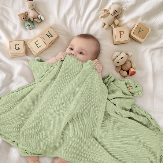 GREEN KNITTED BABY BLANKET
