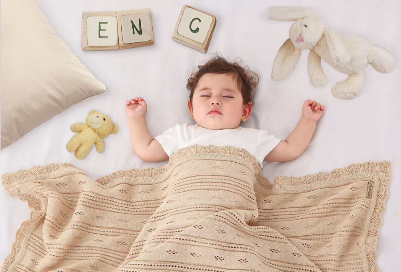 CREAM POINTELLE BLANKET