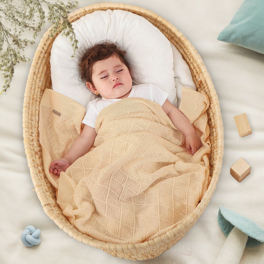BEIGE DIAMOND CHECKERED BLANKET