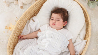 WHITE TWISTED ROPE BLANKET